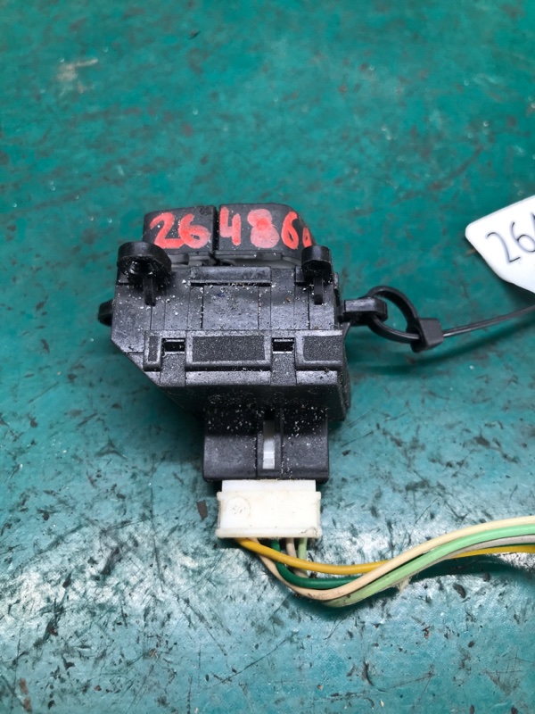 Кнопки на руль левые FORTE/CERATO TD 08-13 2012 Седан G4KD 2.0L