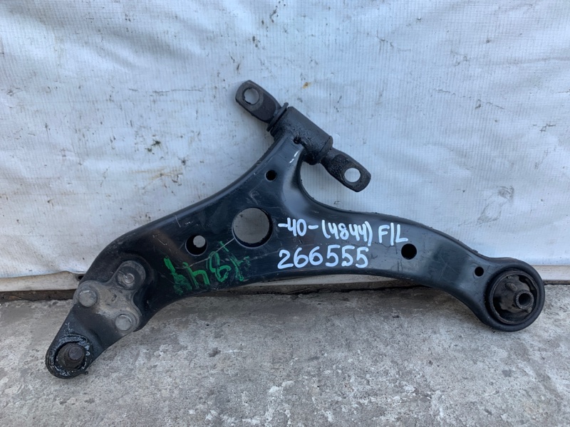 Рычаг передней подвески нижний левый TOYOTA CAMRY 40 06-11 2007 2.4 2AZFXE 48069-06150 Б/У