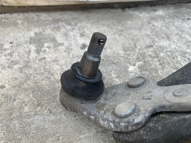 Рычаг передней подвески нижний правый CAMRY 40 06-11 2007 2.4 2AZFXE