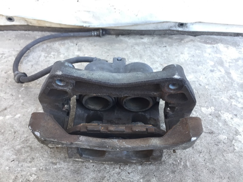 Суппорт тормозной передний левый QX60/JX35 12-20 2013 3.5 VQ35DE