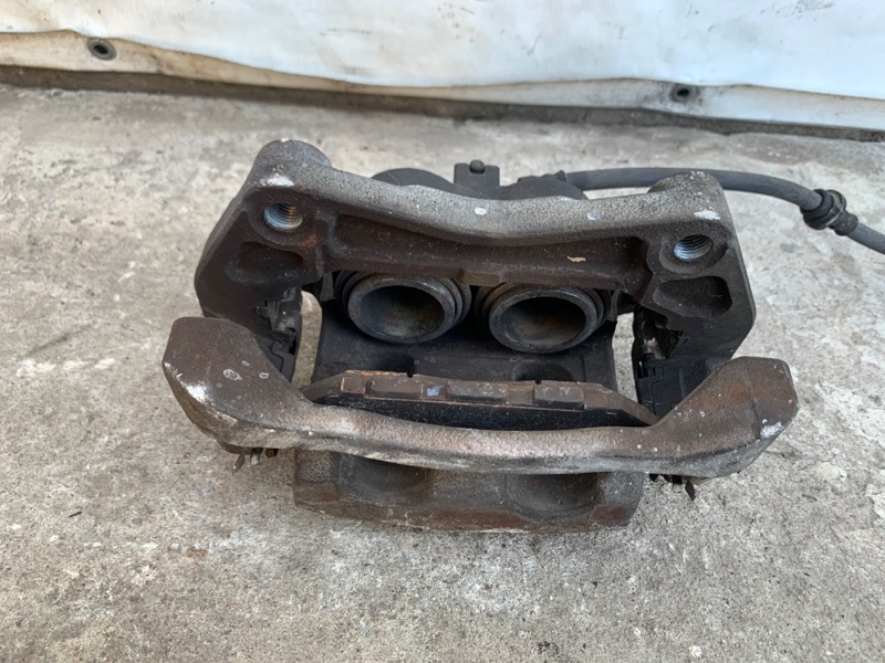 Суппорт тормозной передний правый QX60/JX35 12-20 2013 3.5 VQ35DE