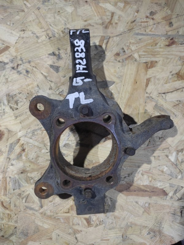 Кулак поворотный передний левый HYUNDAI TUCSON TL 15-20 51715-D3000 Б/У