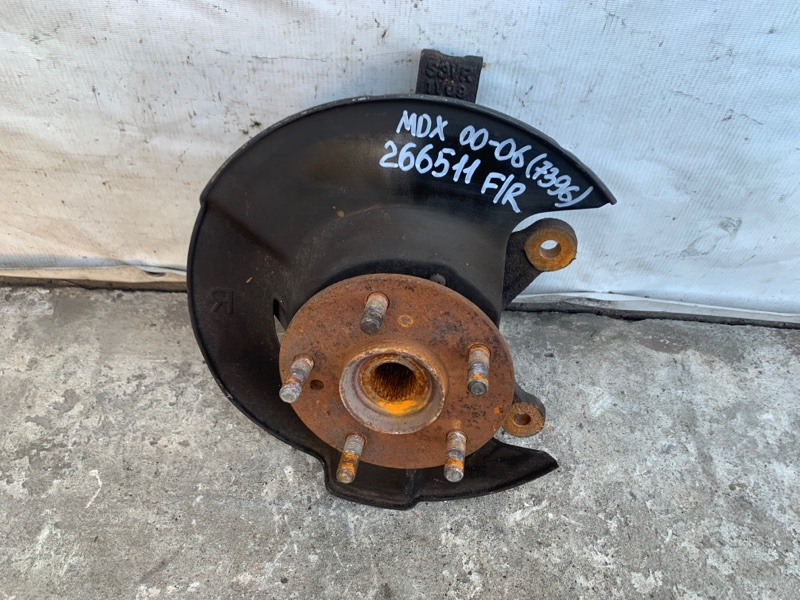 Кулак поворотный правый ACURA MDX (YD1) 00-06 3.5