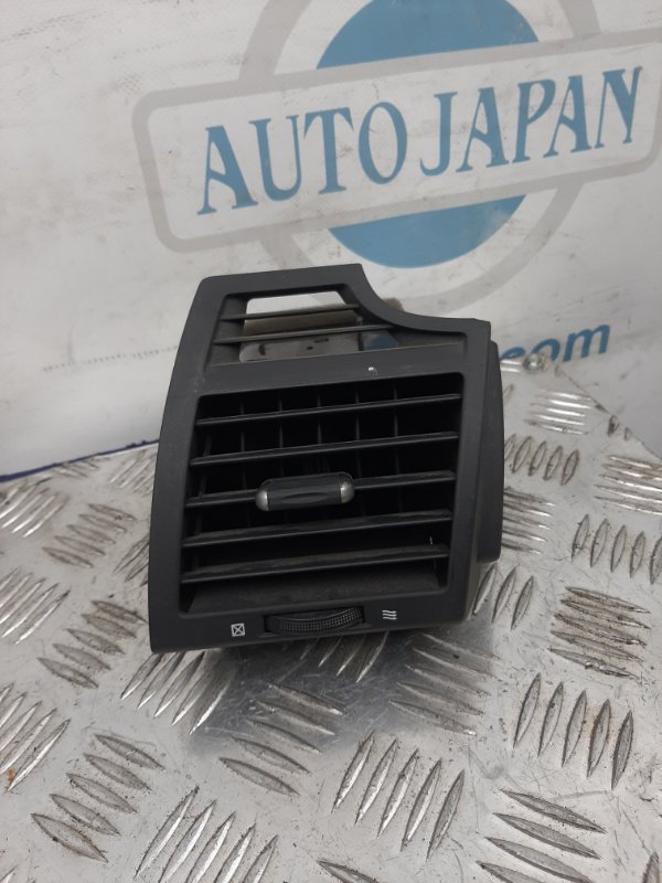 Дефлектор воздушный правый TOYOTA CAMRY 40 06-11 55670-33160-E0 Б/У