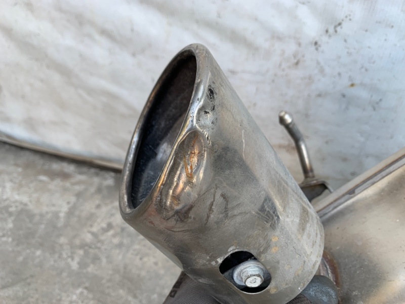 Глушитель левый RDX 19- 2021 2.0