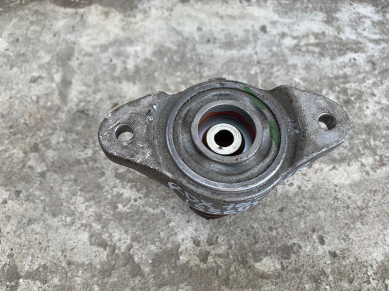 Опора амортизатора задняя правая ACURA RDX 19- 2.0