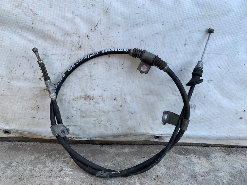 Трос стояночного тормоза правый MITSUBISHI OUTLANDER GF 12- 2016 GF8W 2.4 4J12 4820A262 Б/У