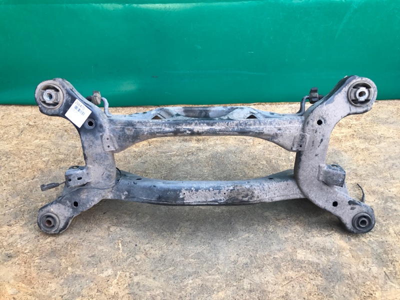 Запчасть балка задней подвески DODGE AVENGER 07-14 2013 JS 2.4 ED3 5085330AK Б/У Балка задней подвески DODGE AVENGER 07-14 2013 JS 2.4 ED3 5085330AK Б/У