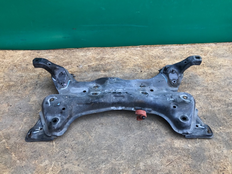 Балка передней подвески HYUNDAI ELANTRA MD 10-15 MD 1.8 G4NB