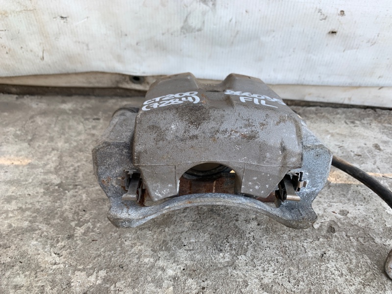 Суппорт тормозной передний левый CT200 11-17 2013 1.8 2ZRFXE Суппорт тормозной передний левый CT200 11-17 2013 1.8 2ZRFXE