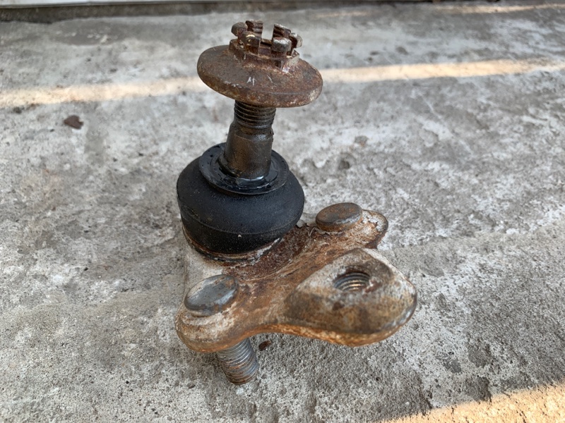 Шаровая опора передняя правая CT200 11-17 2013 1.8 2ZRFXE