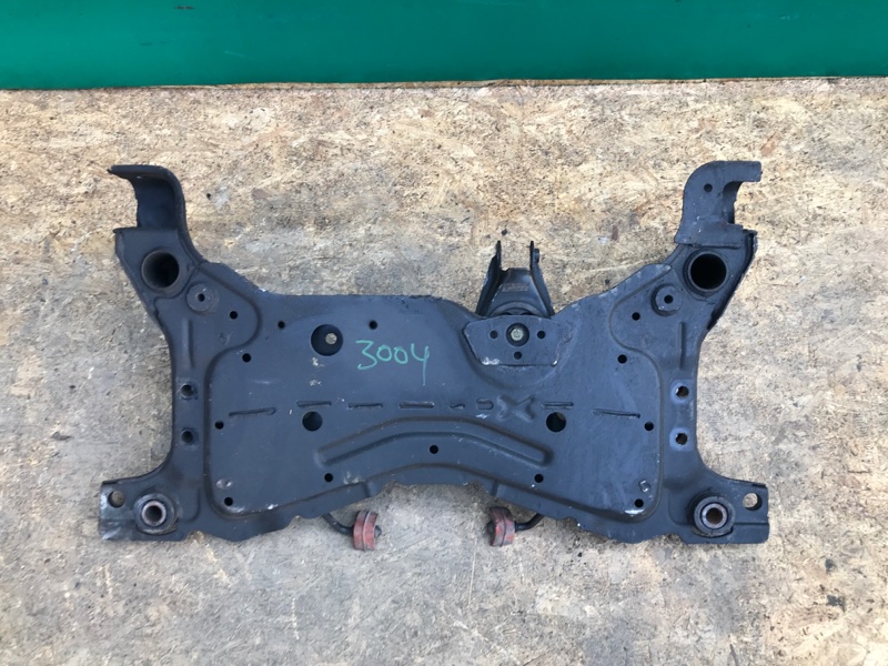 Балка передней подвески 3 BK 03-08 2005 SEDAN 2.3 Балка передней подвески 3 BK 03-08 2005 SEDAN 2.3