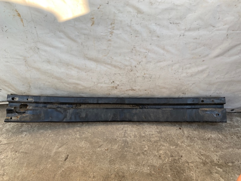 Усилитель переднего бампера X-TRAIL/ROGUE T32 13-20 2014 2.5 QR25DE