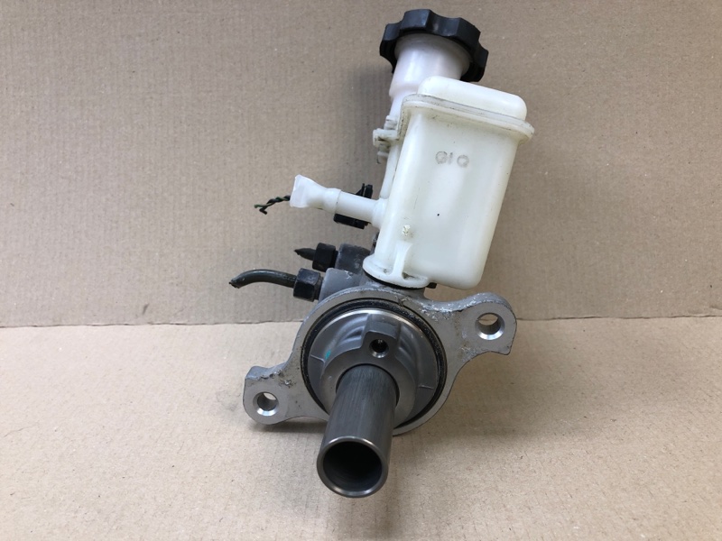 Главный тормозной цилиндр SOUL AM 08-13 2011 G4NA Главный тормозной цилиндр SOUL AM 08-13 2011 G4NA