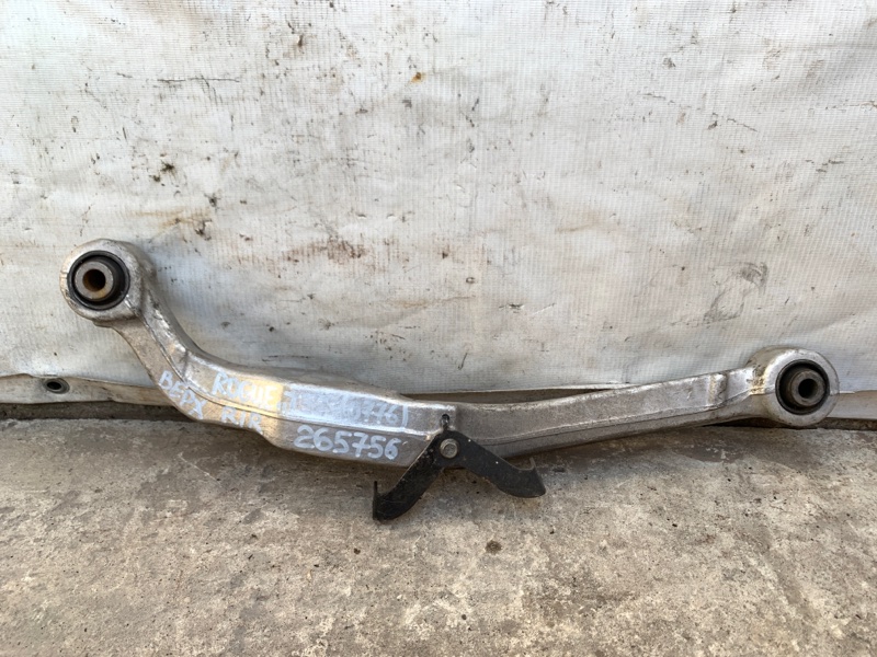 Рычаг задней подвески поперечный верхний правый NISSAN X-TRAIL/ROGUE T32 13-20 2014 2.5 QR25DE 55120-JD02B Б/У