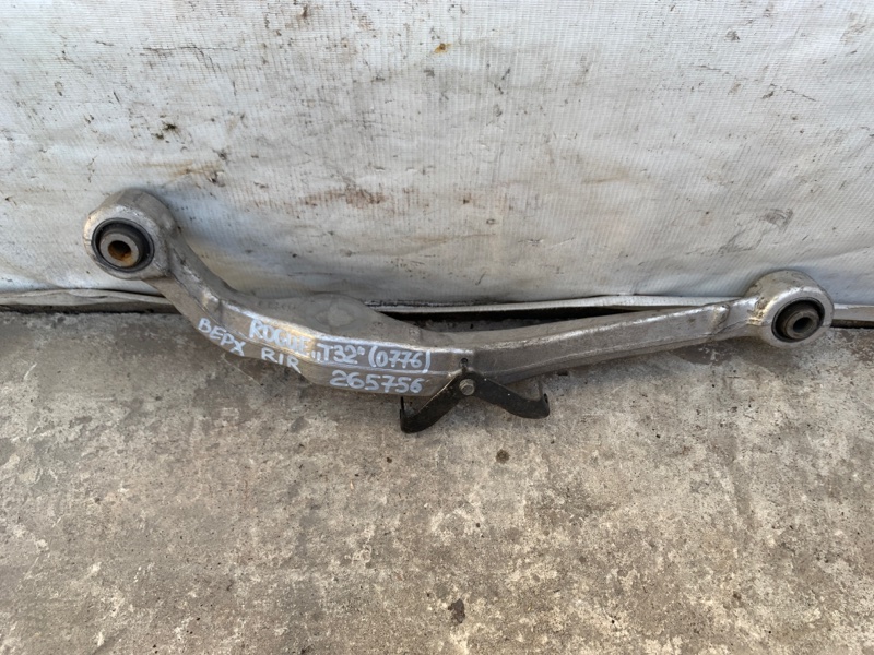 Рычаг задней подвески поперечный верхний правый X-TRAIL/ROGUE T32 13-20 2014 2.5 QR25DE