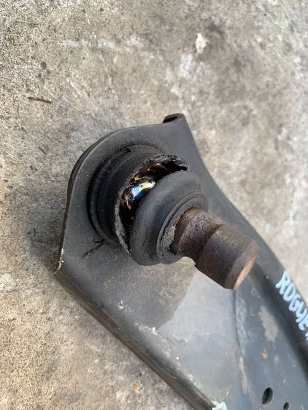 Рычаг передней подвески нижний левый X-TRAIL/ROGUE T32 13-20 2014 2.5 QR25DE Рычаг передней подвески нижний левый X-TRAIL/ROGUE T32 13-20 2014 2.5 QR25DE