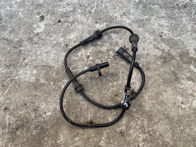 Датчик ABS задний правый NISSAN X-TRAIL/ROGUE T32 13-20 2014 2.5 QR25DE 47900-4BA0A Б/У