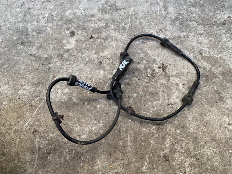 Датчик ABS задний правый X-TRAIL/ROGUE T32 13-20 2014 2.5 QR25DE