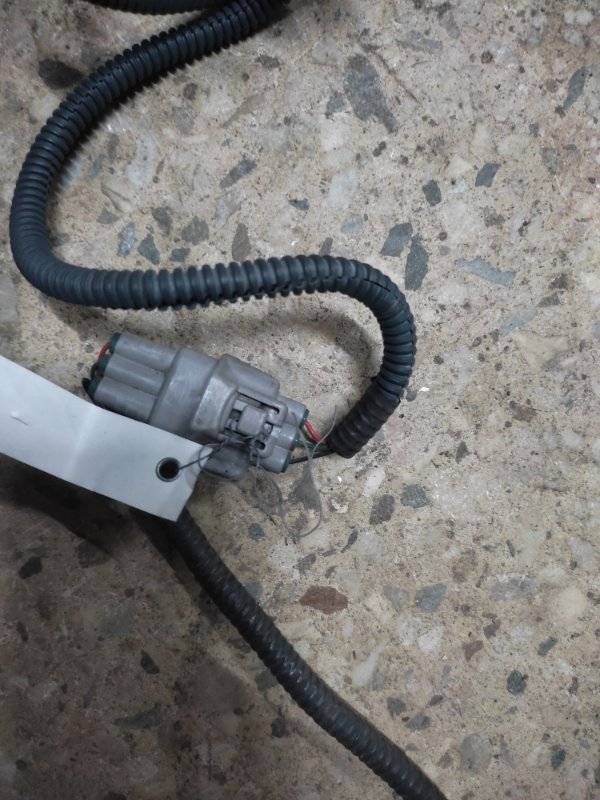 Проводка бампера задняя LS460 06-12