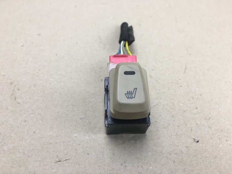 Кнопка обогрева сидений SONATA YF 10-14 2012 Седан 2.4 G4KK