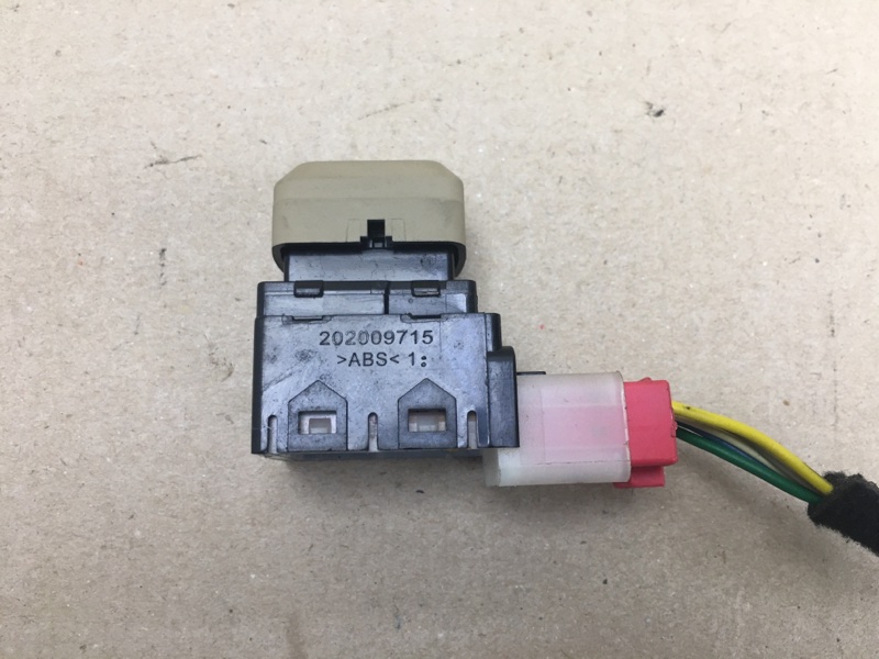 Кнопка обогрева сидений HYUNDAI SONATA YF 10-14 Седан 2.4 G4KK