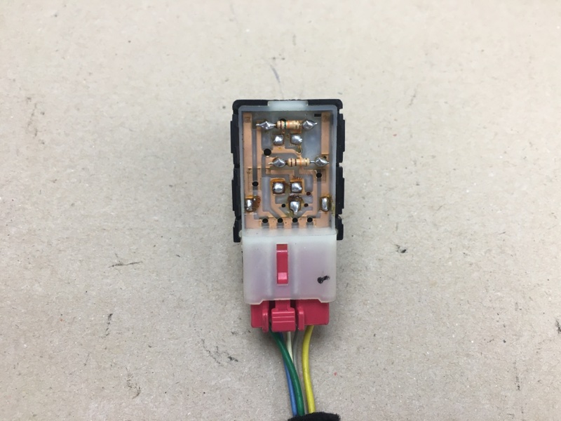 Кнопка обогрева сидений SONATA YF 10-14 2012 Седан 2.4 G4KK