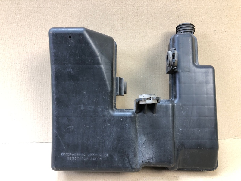 Резонатор воздушного фильтра KIA SOUL AM 08-13 2011 G4NA 28190-2K600 Б/У