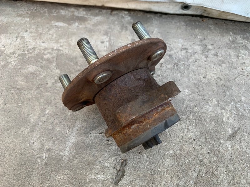 Ступица задняя MITSUBISHI OUTLANDER GF 12- 2.4 Ступица задняя MITSUBISHI OUTLANDER GF 12- 2.4