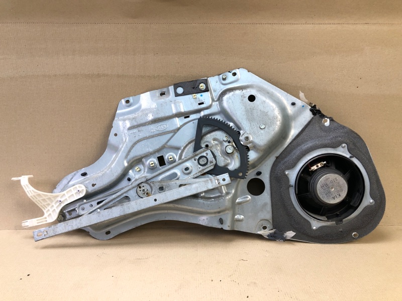 Стеклоподъемник передний правый SOUL AM 08-13 2011 G4NA Стеклоподъемник передний правый SOUL AM 08-13 2011 G4NA