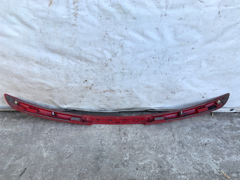 Спойлер крышки багажника SUZUKI KIZASHI 09-14 Седан 2.4