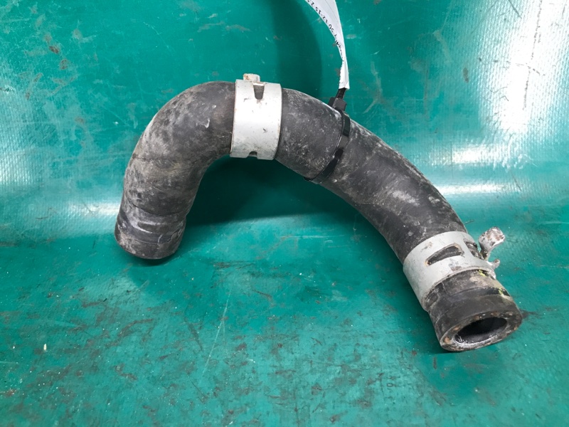 Патрубок системы охлаждения TOYOTA CAMRY 50 12-15 2.5 2ARFXE Патрубок системы охлаждения TOYOTA CAMRY 50 12-15 2.5 2ARFXE