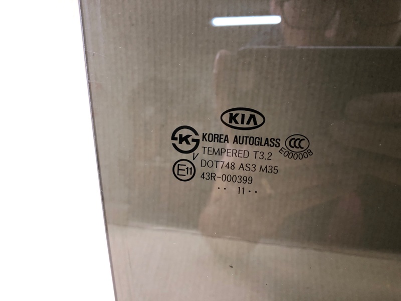 Стекло двери заднее правое SOUL AM 08-13 2011 G4NA