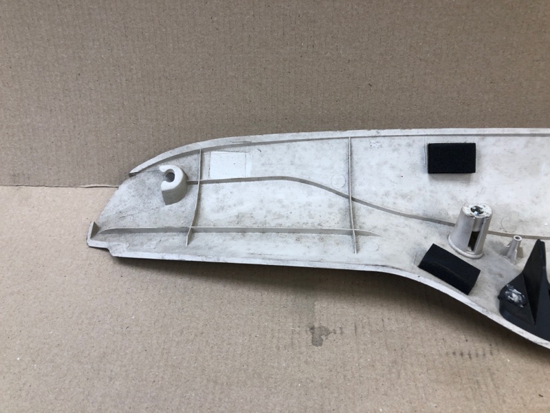 Обшивка крышки багажника 500 (312/FF) 07-19 2012 1.4 16V Обшивка крышки багажника 500 (312/FF) 07-19 2012 1.4 16V