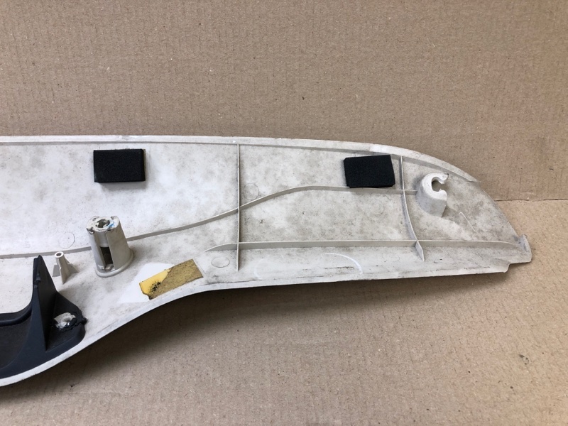 Обшивка крышки багажника 500 (312/FF) 07-19 2012 1.4 16V Обшивка крышки багажника 500 (312/FF) 07-19 2012 1.4 16V