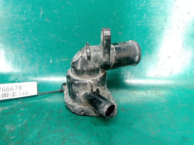 Корпус термостата TOYOTA CAMRY 50 12-15 2013 2.5 2ARFXE 16031-36010 Б/У