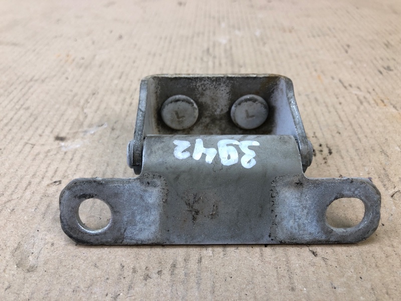 Петля крышки багажника задняя правая HYUNDAI SANTA FE (DM) 12-18 2013 2.4 G4KJ 79710-2W000 Б/У