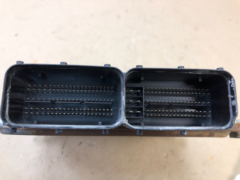 Блок управления двигателем SANTA FE (DM) 12-18 2013 2.4 G4KJ Блок управления двигателем SANTA FE (DM) 12-18 2013 2.4 G4KJ