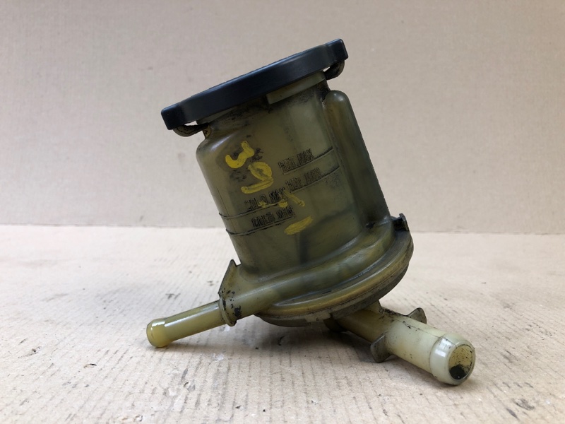 Бачок ГУР TOYOTA COROLLA 120 00-07 2004 ZZE130L 1.8L 1ZZ-FE 44360-02070 Б/У