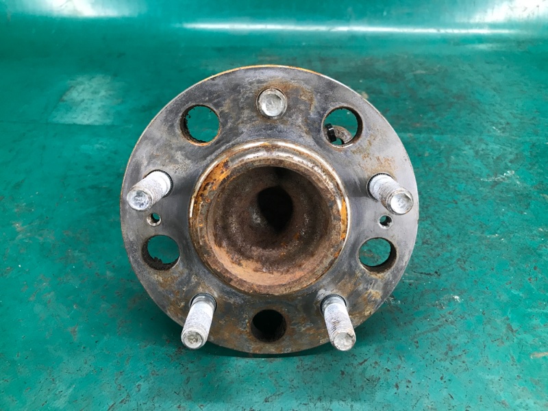 Ступица задняя правая KIA OPTIMA TF 11-16 2013 TF 2.4 G4KK 527303S200 Б/У