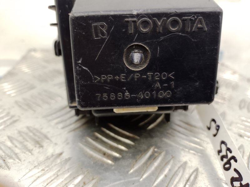Блок кнопок торпедо GS350 GS300 05-11