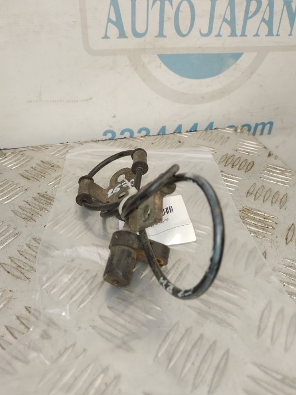 Датчик ABS передний правый SUBARU IMPREZA 00-07 GD/GG 27540AE000 Б/У