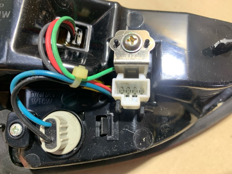 Фонарь внутренний правый ELANTRA MD 10-15 2014 Седан 1.8 G4NB