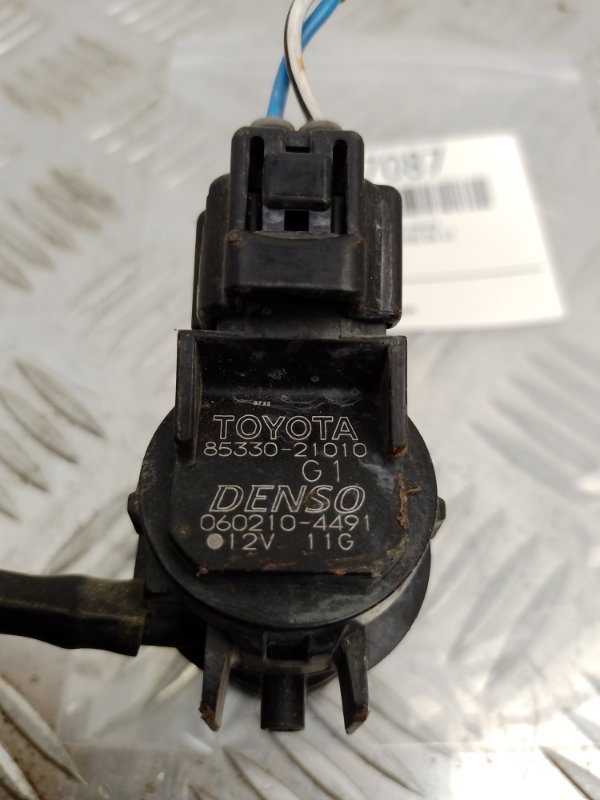 Насос омывателя стекла LEXUS GS350 GS300 05-11 Насос омывателя стекла LEXUS GS350 GS300 05-11