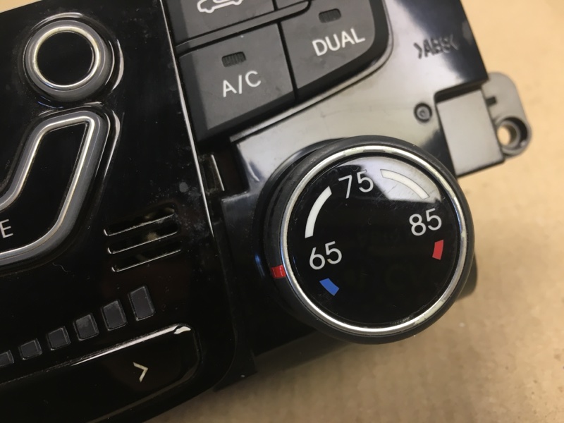 Блок управления печкой SONATA YF 10-14 2012 Седан 2.4 G4KK