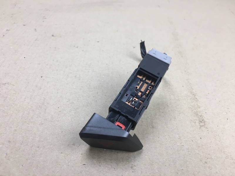 Кнопка аварийной сигнализации HYUNDAI SONATA YF 10-14 Седан 2.4 G4KK