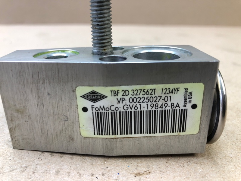 Клапан кондиционера FORD FOCUS 10-18 MK3 2.0 C20HDEX