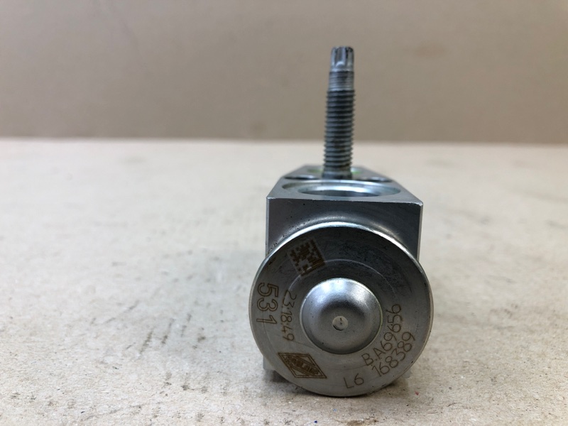 Клапан кондиционера FOCUS 10-18 2018 MK3 2.0 C20HDEX