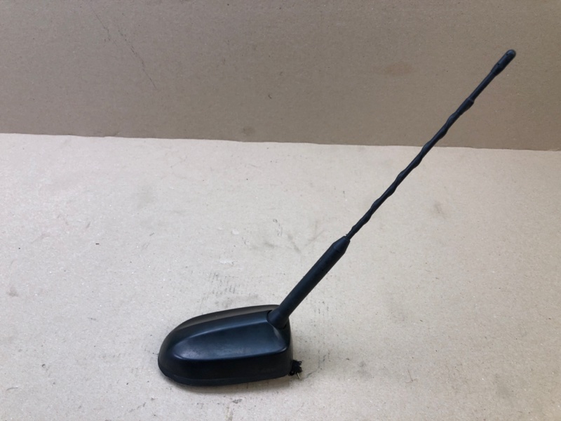 Антенна FORD FOCUS 10-18 2018 MK3 2.0 C20HDEX HM5Z-18813-A Б/У