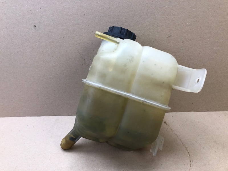 Запчасть бачок расширительный FORD EDGE 06-14 2010 T35PDED AT4Z-8A080-CA Б/У Бачок расширительный FORD EDGE 06-14 2010 T35PDED AT4Z-8A080-CA Б/У